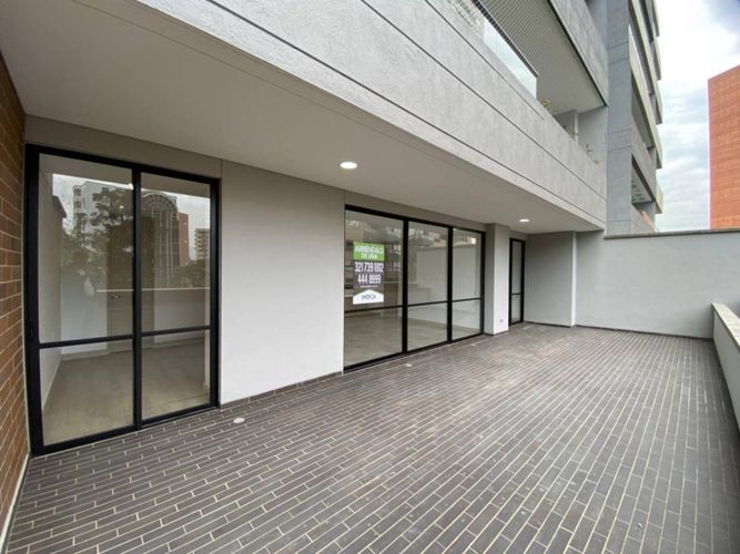 Apartamento de 2 alcobas en arriendo en El Poblado, Medellín, 87 m² · foto 13 de 21