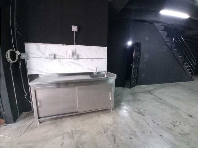 Local en arriendo en Villas Del Sol, Bello, 270 m² · foto 2 de 7