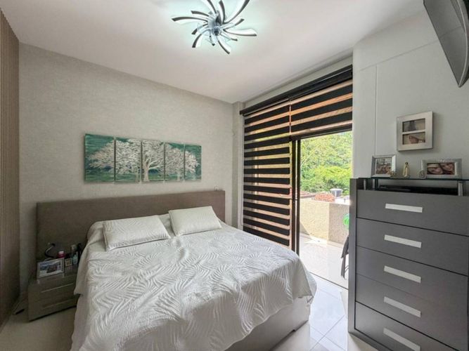 Apartamento de 3 alcobas en venta en La Floresta, Bucaramanga, 148 m² · foto 6 de 9