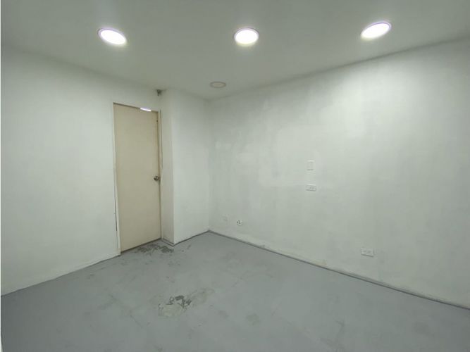 Local en arriendo en Manchester, Bello, 590 m² · foto 15 de 23