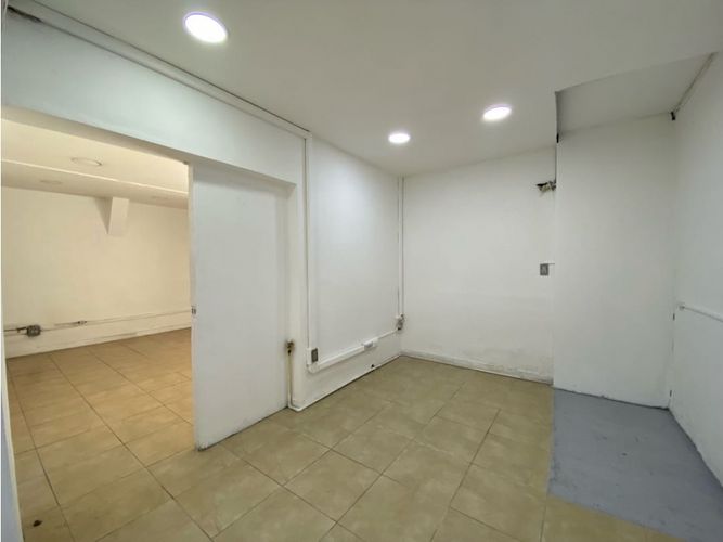 Local en arriendo en Manchester, Bello, 590 m² · foto 17 de 23