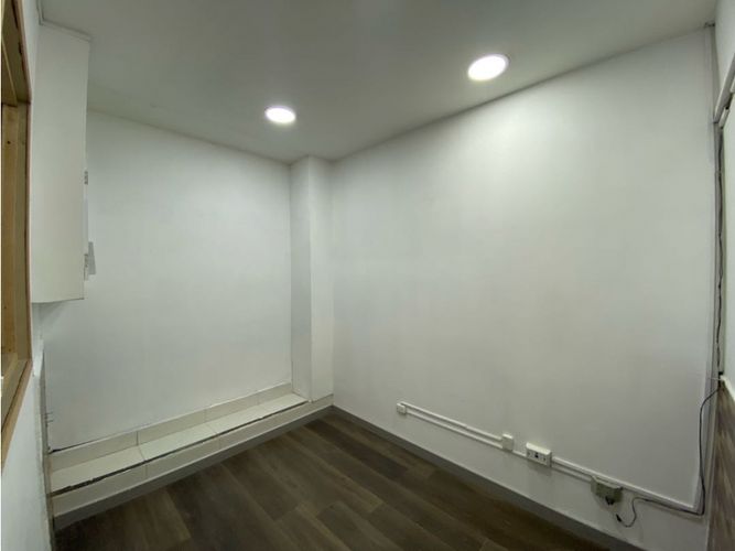 Local en arriendo en Manchester, Bello, 590 m² · foto 19 de 23