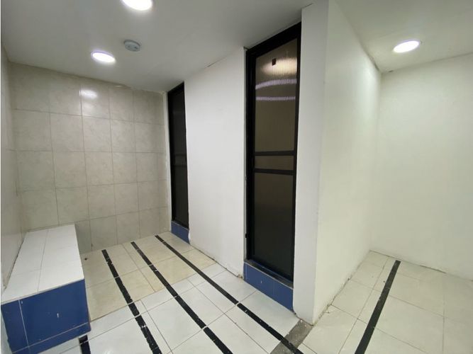 Local en arriendo en Manchester, Bello, 590 m² · foto 21 de 23