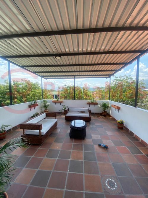 Casa de 3 alcobas en arriendo en Patios Centro, Los Patios, 180 m² · foto 2 de 24