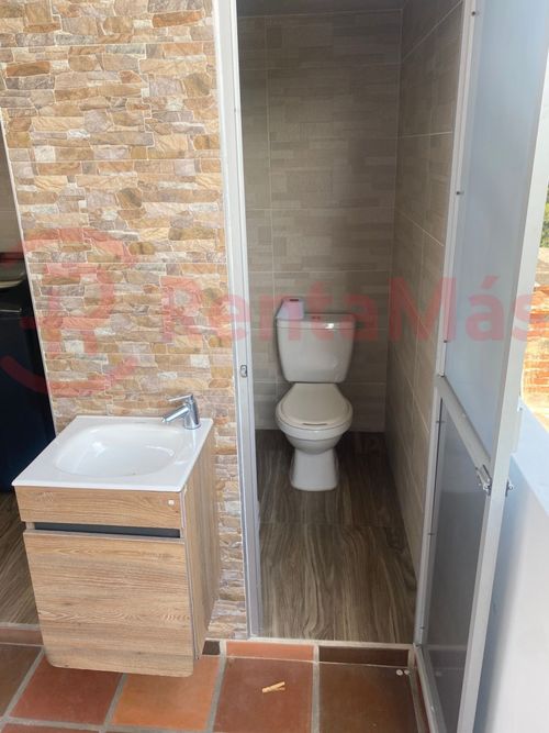 Casa de 3 alcobas en arriendo en Patios Centro, Los Patios, 180 m² · foto 6 de 24