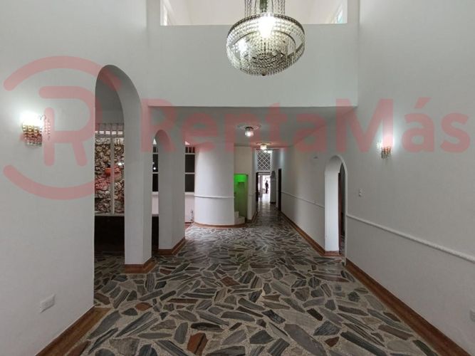 Casa de 7 alcobas en venta en La Ceiba, Cúcuta, 342 m² · foto 5 de 22