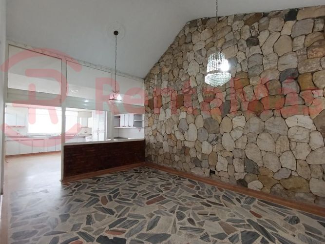 Casa de 7 alcobas en venta en La Ceiba, Cúcuta, 342 m² · foto 10 de 22