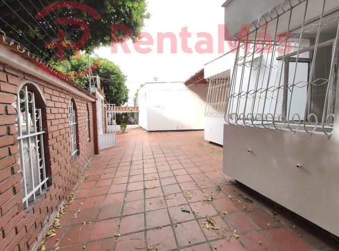 Casa de 4 alcobas en venta en La Ceiba, Cúcuta, 340 m² · foto 2 de 17