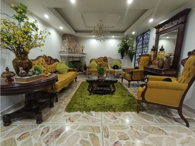 Casa de 5 alcobas en venta en Belén Fatima, Medellín, 456 m² · foto 6 de 24