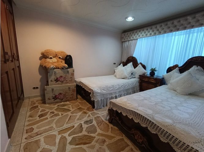 Casa de 5 alcobas en venta en Belén Fatima, Medellín, 456 m² · foto 23 de 24