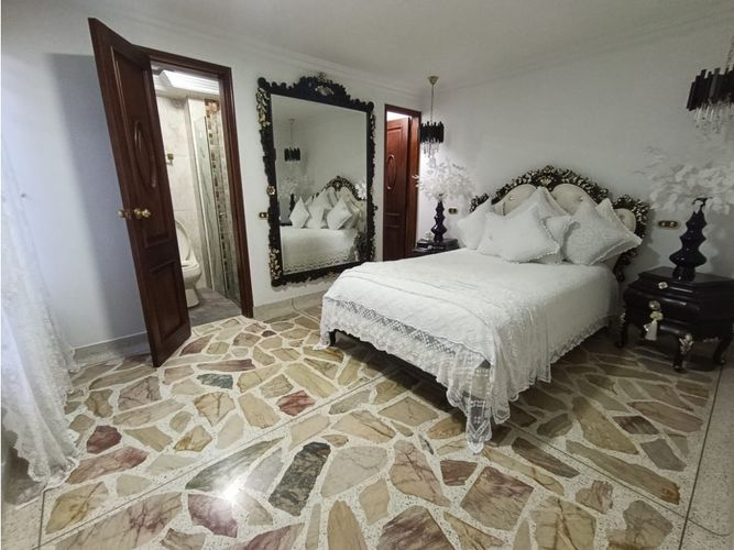 Casa de 5 alcobas en venta en Belén Fatima, Medellín, 456 m² · foto 24 de 24