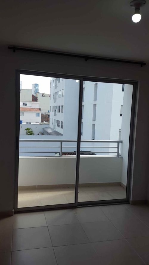 Apartamento de 1 alcoba en venta en Cabecera Del Llano, Bucaramanga, 33 m² · foto 6 de 7