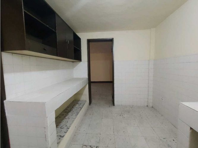 Local en arriendo en Colon, Medellín, 195 m² · foto 4 de 24
