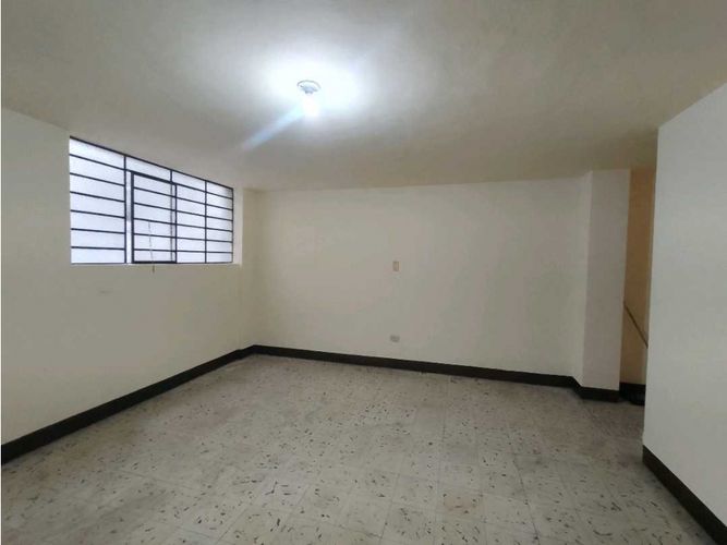Local en arriendo en Colon, Medellín, 195 m² · foto 9 de 24