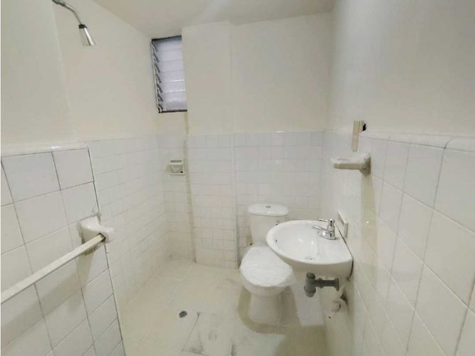 Local en arriendo en Colon, Medellín, 195 m² · foto 13 de 24