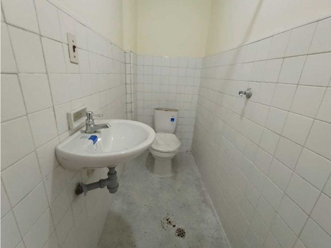 Local en arriendo en Colon, Medellín, 195 m² · foto 18 de 24