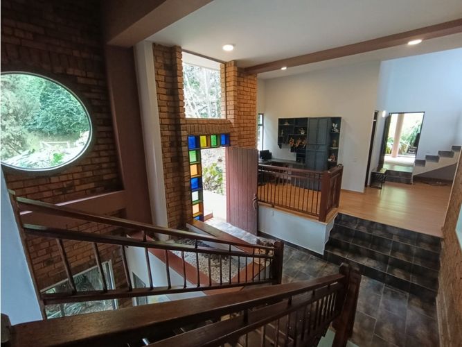 Casa de 5 alcobas en venta en La Doctora, Medellín, 198 m² · foto 17 de 24