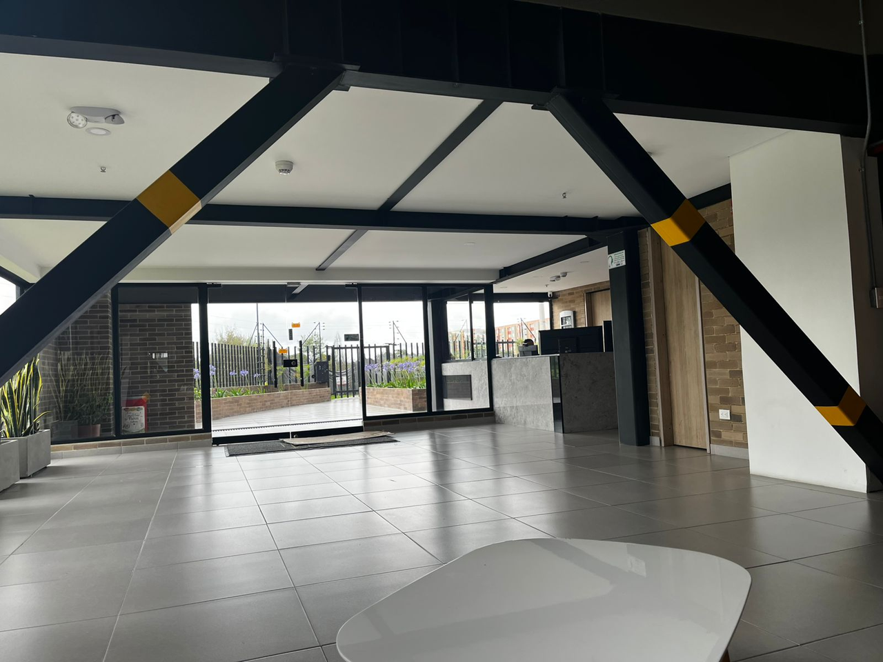 Apartamento en venta en Fontibon, Bogotá · foto 7 de 24