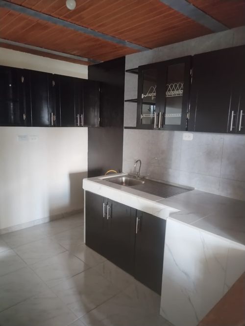 Casa de 3 alcobas en venta en Antonio De Sucre, Pereira, 50 m² · foto 4 de 24