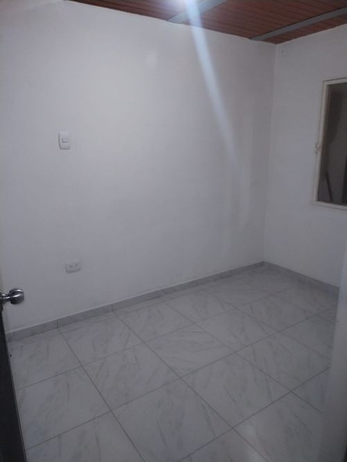 Casa de 3 alcobas en venta en Antonio De Sucre, Pereira, 50 m² · foto 11 de 24