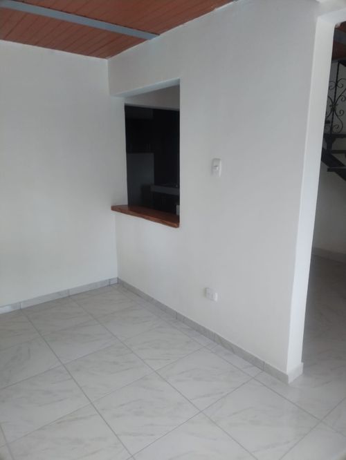 Casa de 3 alcobas en venta en Antonio De Sucre, Pereira, 50 m² · foto 13 de 24
