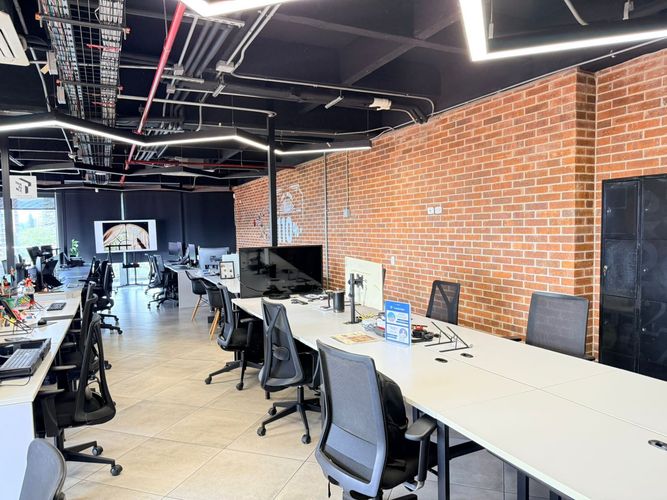 Oficina en arriendo en El Poblado, Medellín, 190 m² · foto 8 de 14