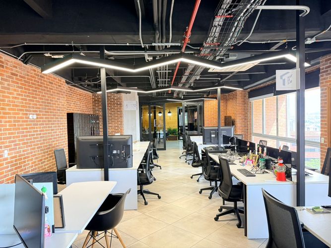 Oficina en arriendo en El Poblado, Medellín, 190 m² · foto 12 de 14