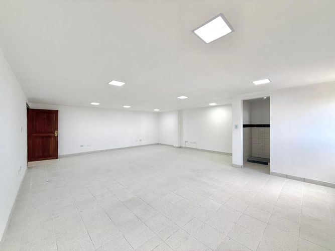 Oficina en arriendo en San Jose Sur, Pereira, 50 m² · foto 2 de 9