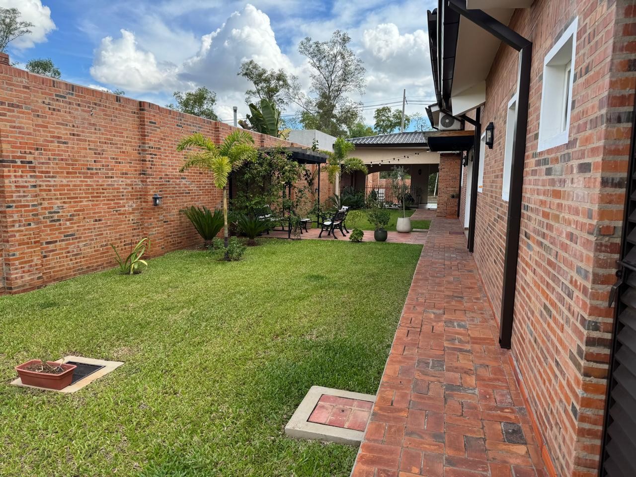 ALQUILO O VENDO CASA EN SURUBI'I — foto 2