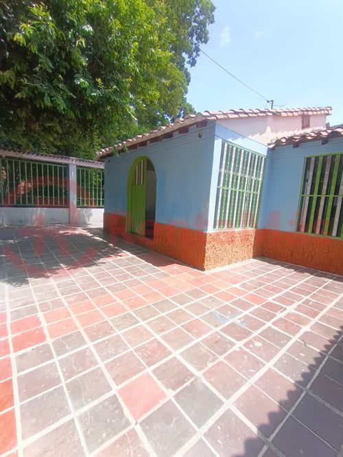 Casa de 6 alcobas en venta en Villas De Sevilla, Villa del Rosario, 109 m² · foto 2 de 24