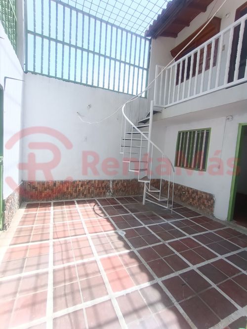 Casa de 6 alcobas en venta en Villas De Sevilla, Villa del Rosario, 109 m² · foto 16 de 24