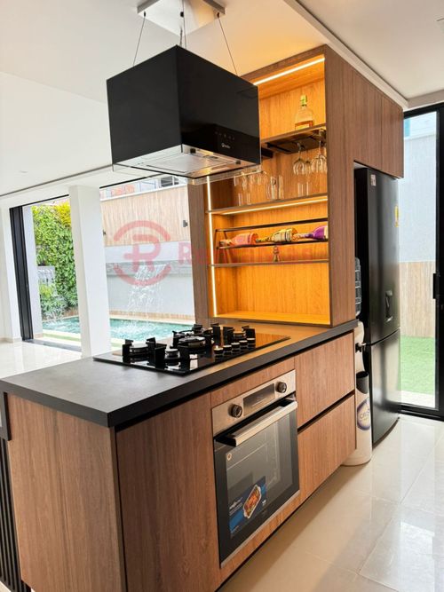 Casa de 3 alcobas en venta en Villa del Rosario, 270 m² · foto 5 de 13