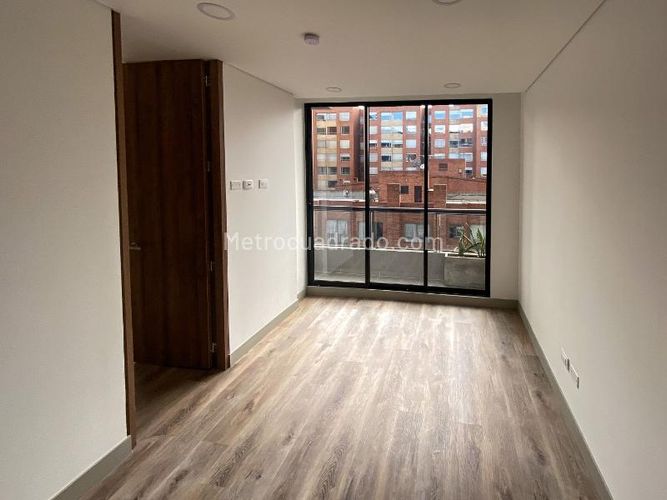 Apartamento de 1 alcoba en venta en Chico Norte, Bogotá, 41 m² · foto 5 de 12