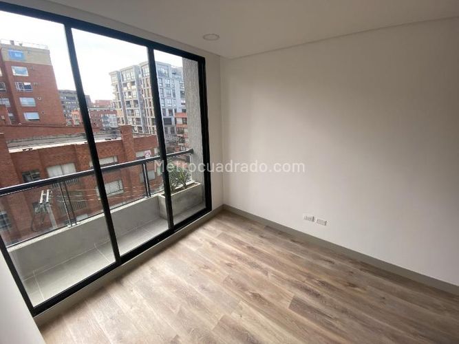 Apartamento de 1 alcoba en venta en Chico Norte, Bogotá, 41 m² · foto 7 de 12