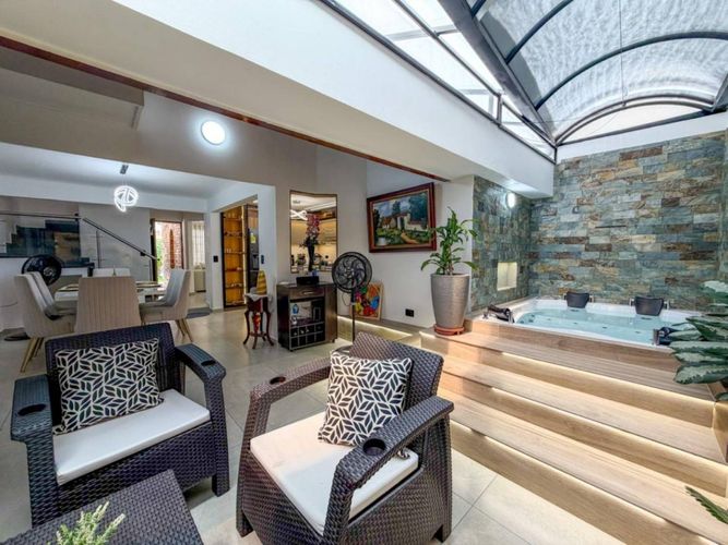 Casa de 3 alcobas en venta en Cañaveral, Floridablanca, 98 m² · foto 8 de 16