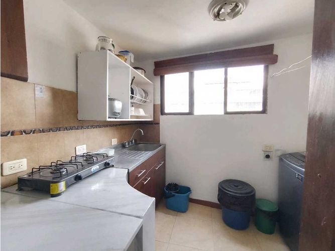 Apartaestudio en arriendo en Villa Nueva, Medellín, 35 m² · foto 2 de 11