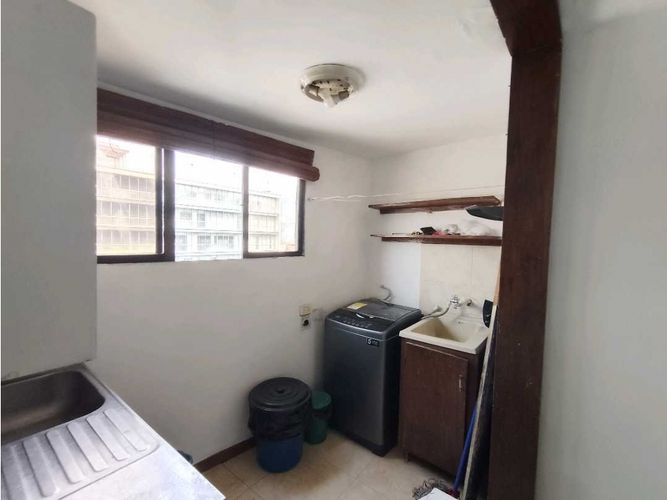 Apartaestudio en arriendo en Villa Nueva, Medellín, 35 m² · foto 3 de 11