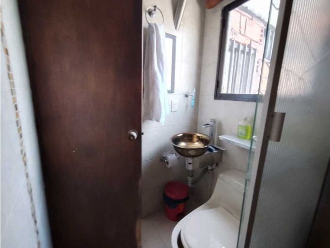 Apartaestudio en arriendo en Villa Nueva, Medellín, 35 m² · foto 10 de 11