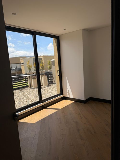 Casa de 4 alcobas en venta en Pueblo Viejo, Cota, 555 m² · foto 15 de 17