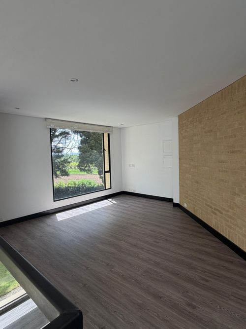 Casa de 4 alcobas en venta en Pueblo Viejo, Cota, 555 m² · foto 14 de 17