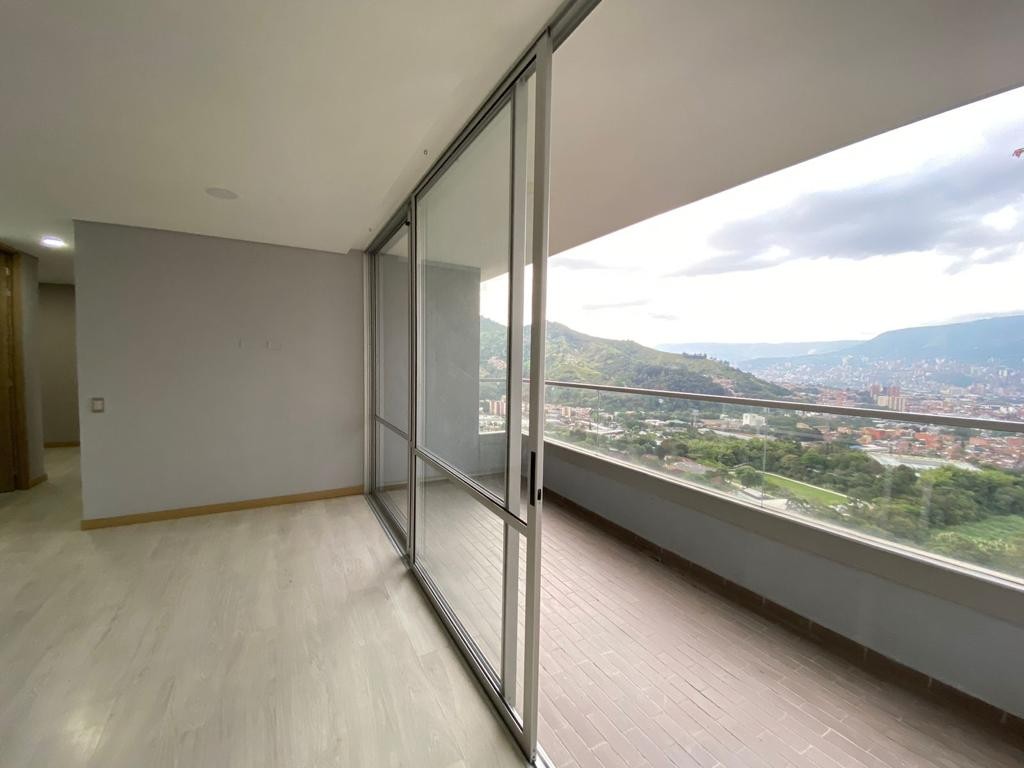 Apartamento en venta en Suramerica, Itagüí · foto 7 de 24