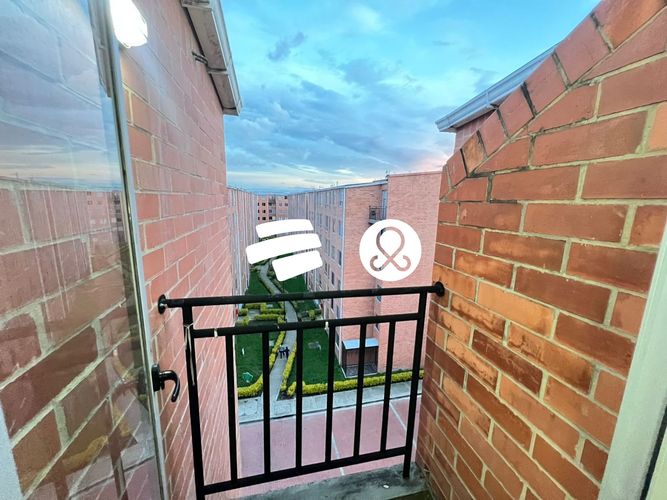 Apartamento de 3 alcobas en venta en San Pedro, Madrid, 59 m² · foto 3 de 13