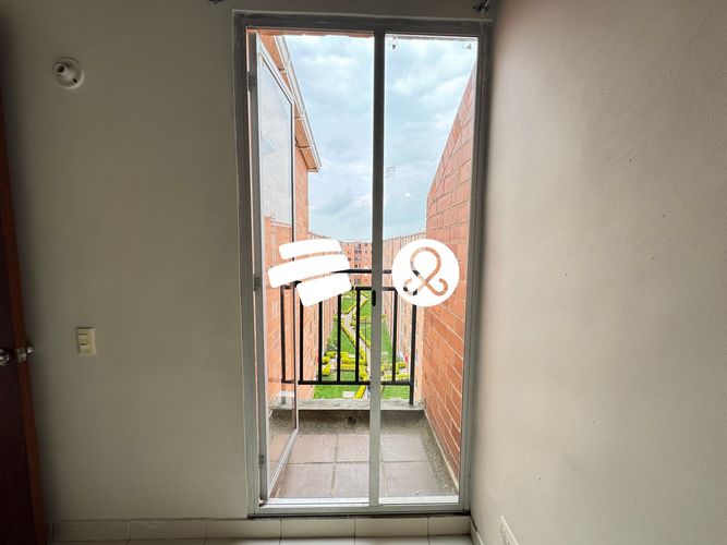 Apartamento de 3 alcobas en venta en San Pedro, Madrid, 59 m² · foto 4 de 13