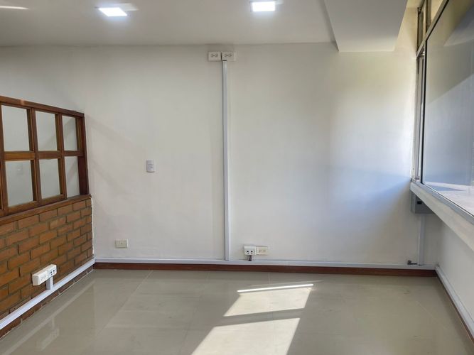 Oficina en venta en El Poblado, Medellín, 59 m² · foto 4 de 20