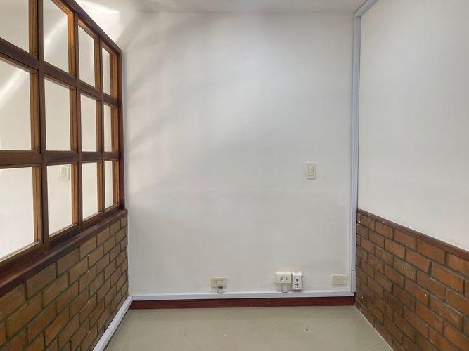 Oficina en venta en El Poblado, Medellín, 59 m² · foto 5 de 20