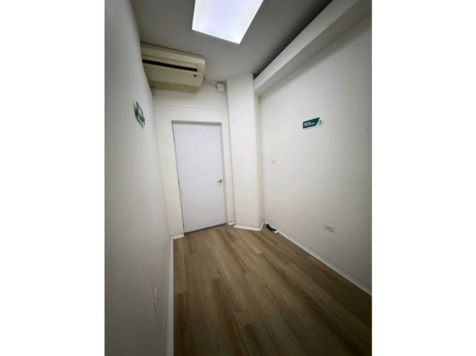 Local en arriendo en Caribe, Medellín, 26 m² · foto 6 de 10