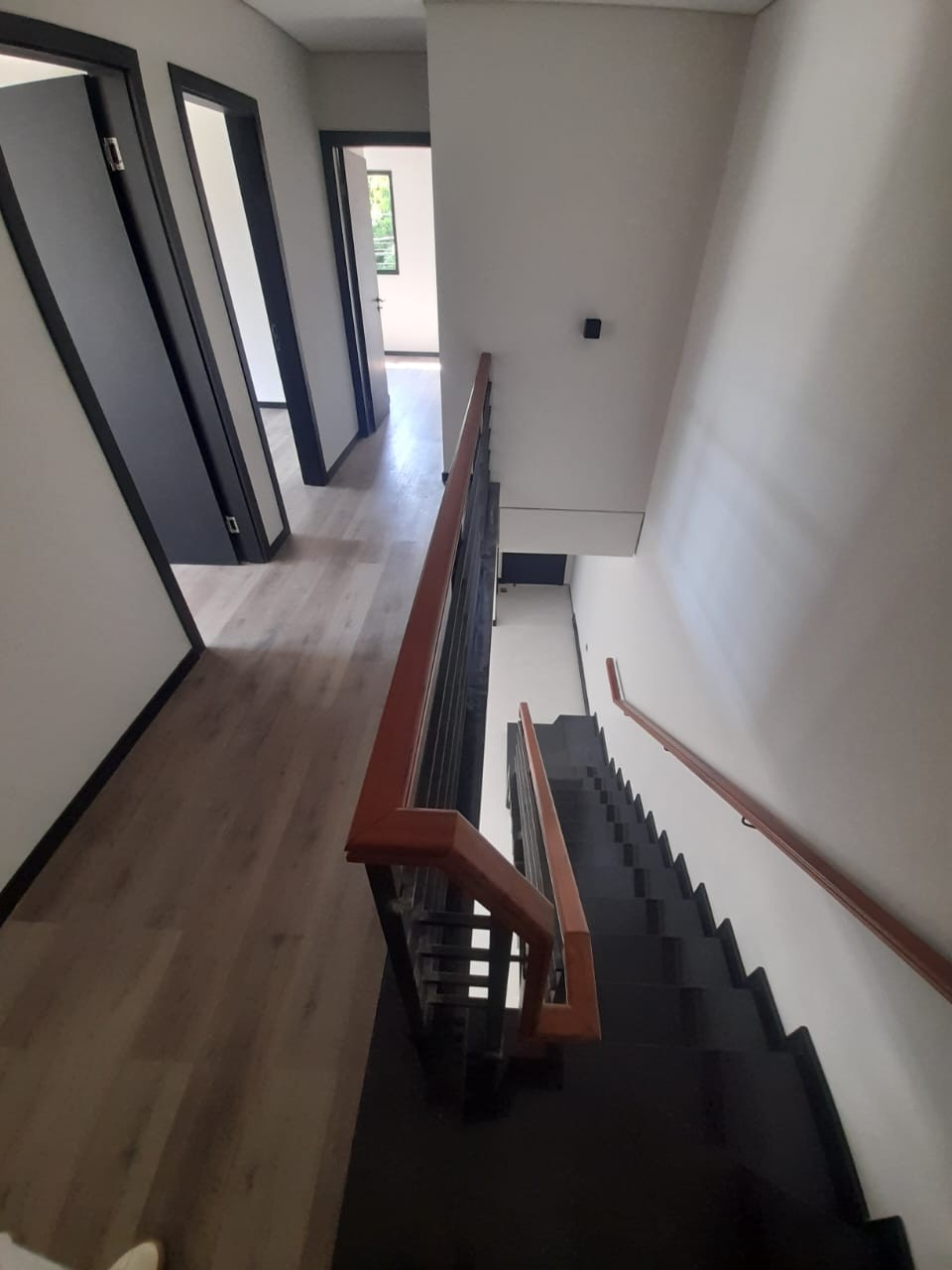 ALQUILO HERMOSO DUPLEX A ESTRENAR EN BARRIO MBURUCUYA — foto 3