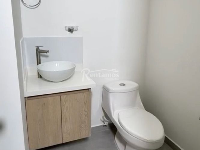 Local en arriendo en Las Mercedes, Itagüí, 97 m² · foto 4 de 12