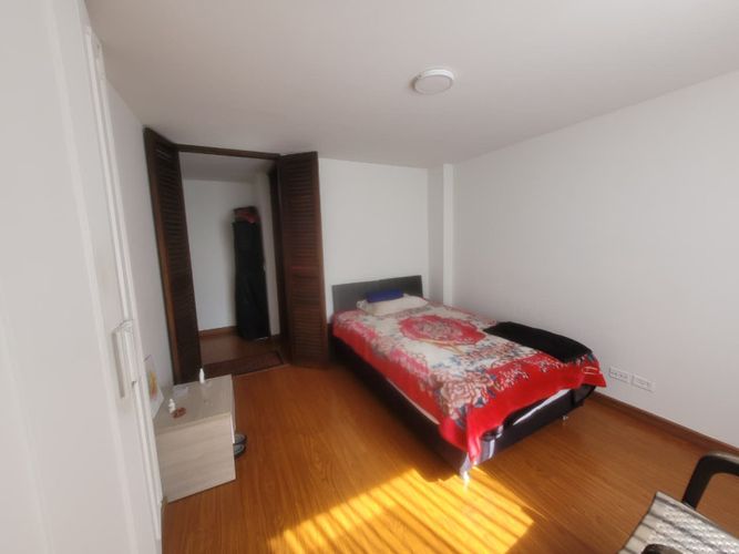 Apartamento de 1 alcoba en venta en Los Rosales, Bogotá, 44 m² · foto 8 de 13