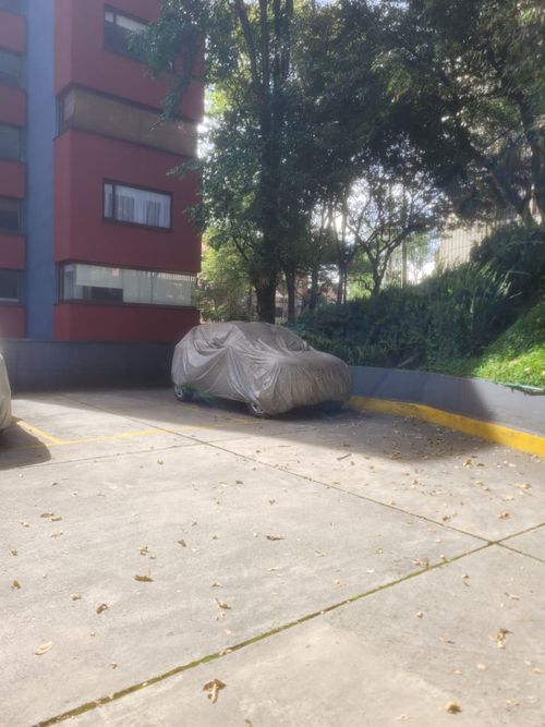 Apartamento de 1 alcoba en venta en Los Rosales, Bogotá, 44 m² · foto 11 de 13